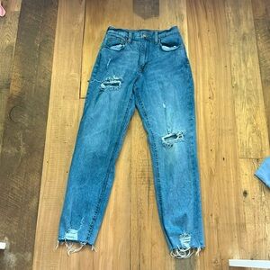 Aeropostale ripped curvy mom jean
